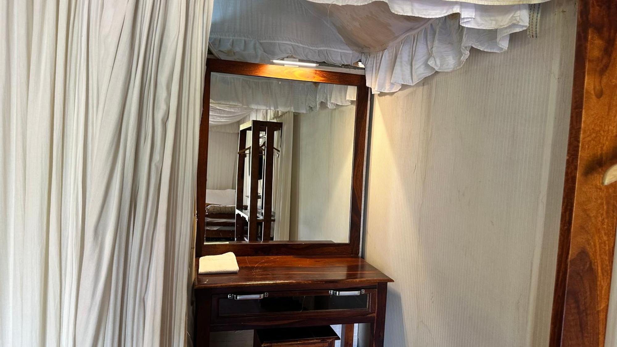 Lion Park Hotel & Resorts Sasan Gir Exteriör bild