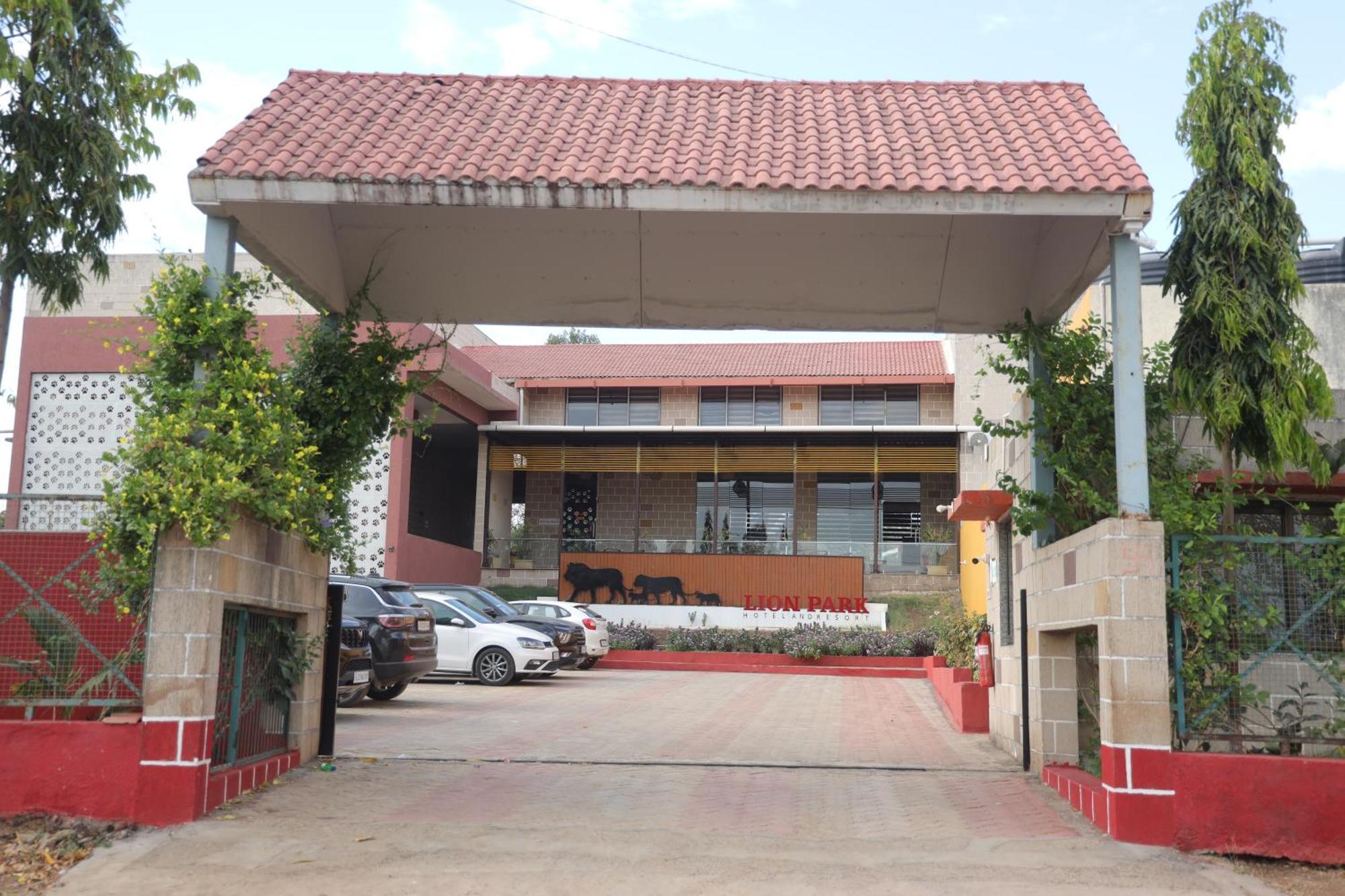 Lion Park Hotel & Resorts Sasan Gir Exteriör bild