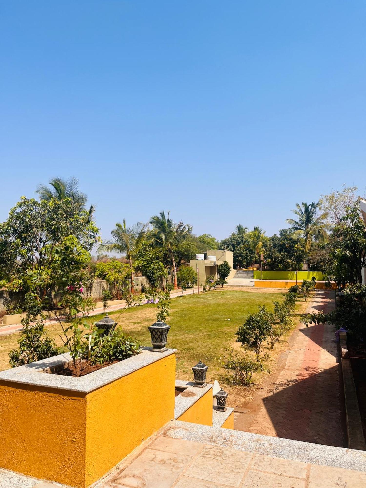 Lion Park Hotel & Resorts Sasan Gir Exteriör bild