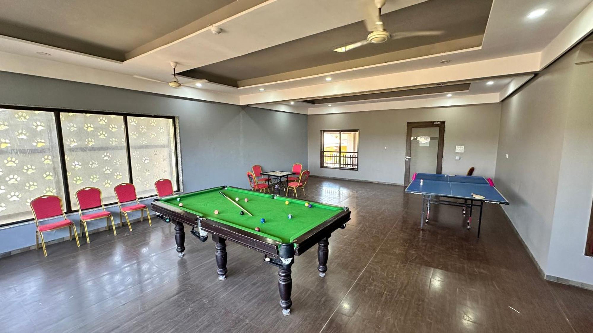 Lion Park Hotel & Resorts Sasan Gir Exteriör bild